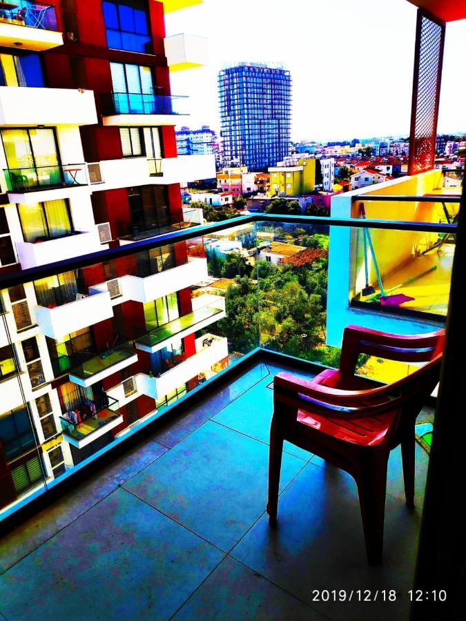 Uptown Holiday App & Pool Daily Rental Contactless Check In & Check Out Famaguszta Kültér fotó