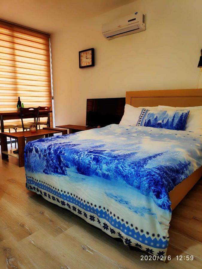 Uptown Holiday App & Pool Daily Rental Contactless Check In & Check Out Famaguszta Kültér fotó
