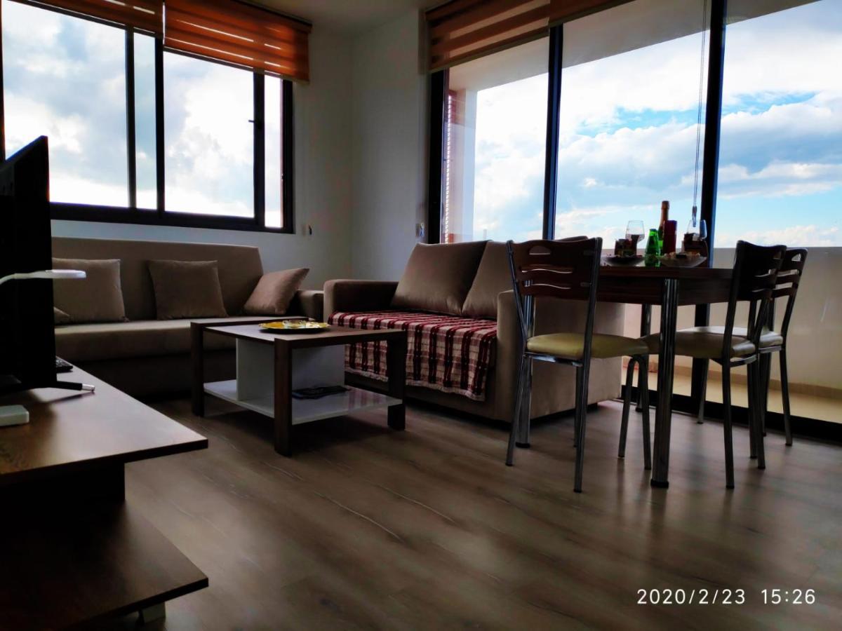 Uptown Holiday App & Pool Daily Rental Contactless Check In & Check Out Famaguszta Kültér fotó